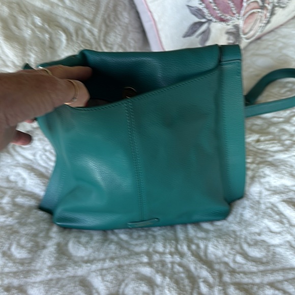 Vince Camuto, Crossbody - Picture 3 of 10